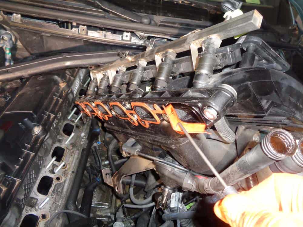 See B0572 repair manual